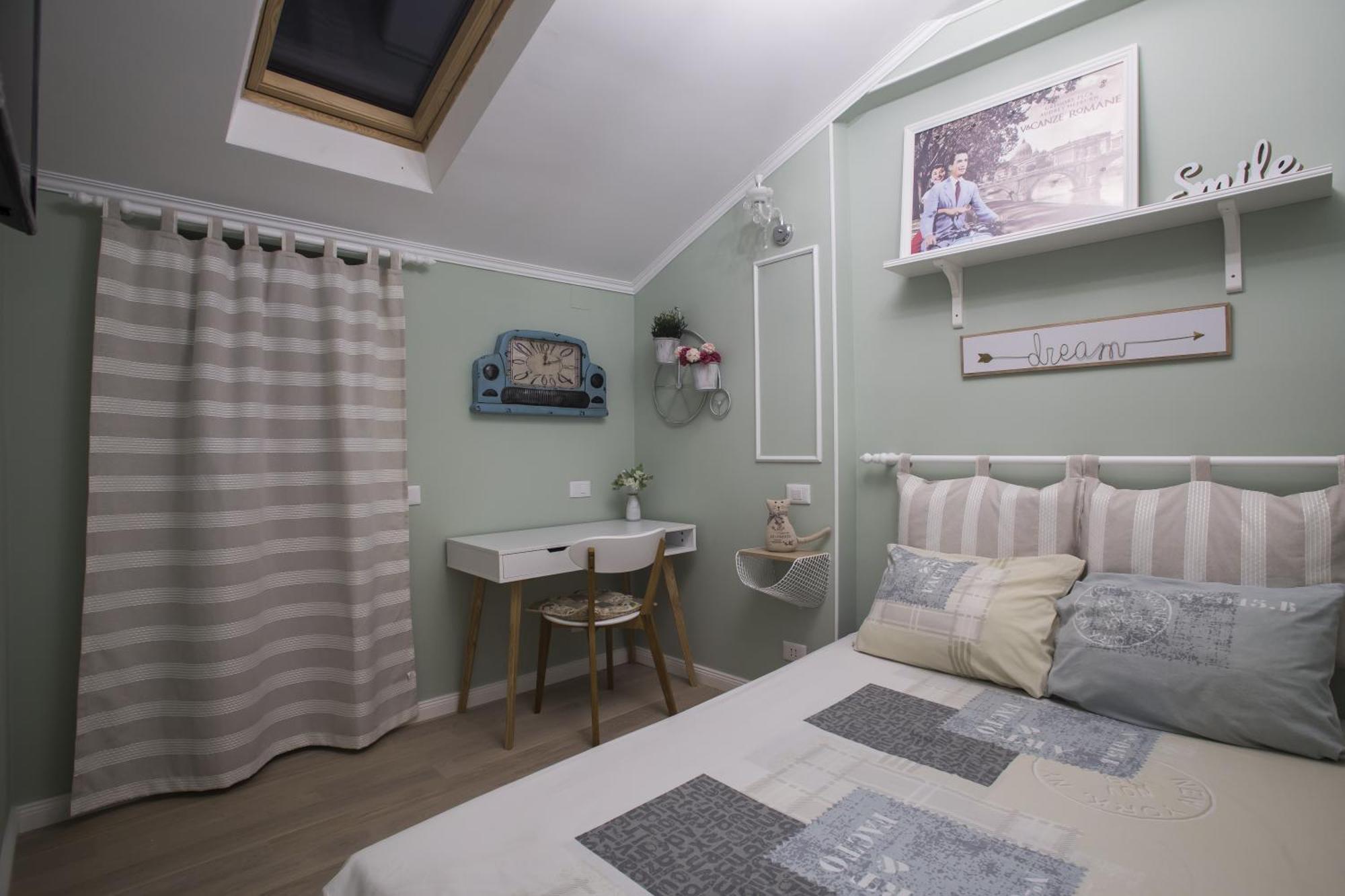 Апартаменты 62 Steps To Petit Bonheur Бухарест Экстерьер фото